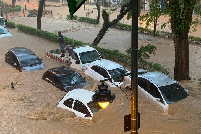 Βραζιλία: Στους 94 οι νεκροί από τις πλημμύρες και τις κατολισθήσεις