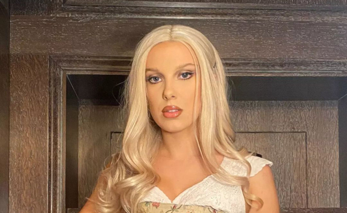 Millie Bobby Brown: Έκλεισε τα 18 και ντύθηκε Barbie – Στο ρόλο του Ken ο σύντροφός της, γιος του Jon Bon Jovi