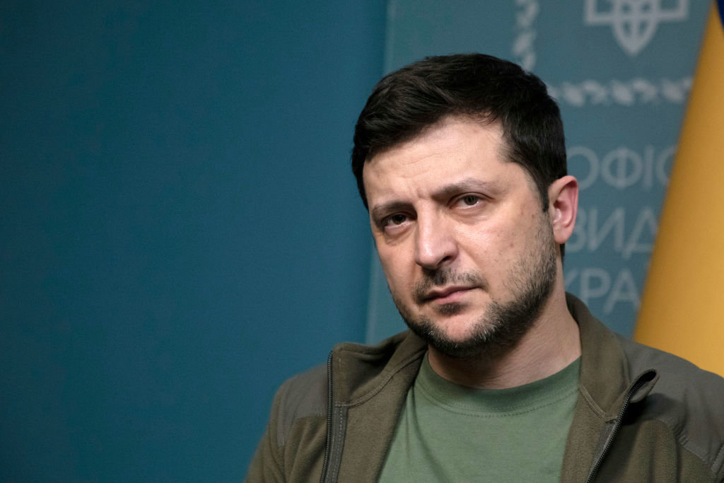 Volodymyr Zelensky: Σκληρή κριτική κατά του ΝΑΤΟ – «Δώσατε το πράσινο φως στον Putin να μας βομβαρδίσει»