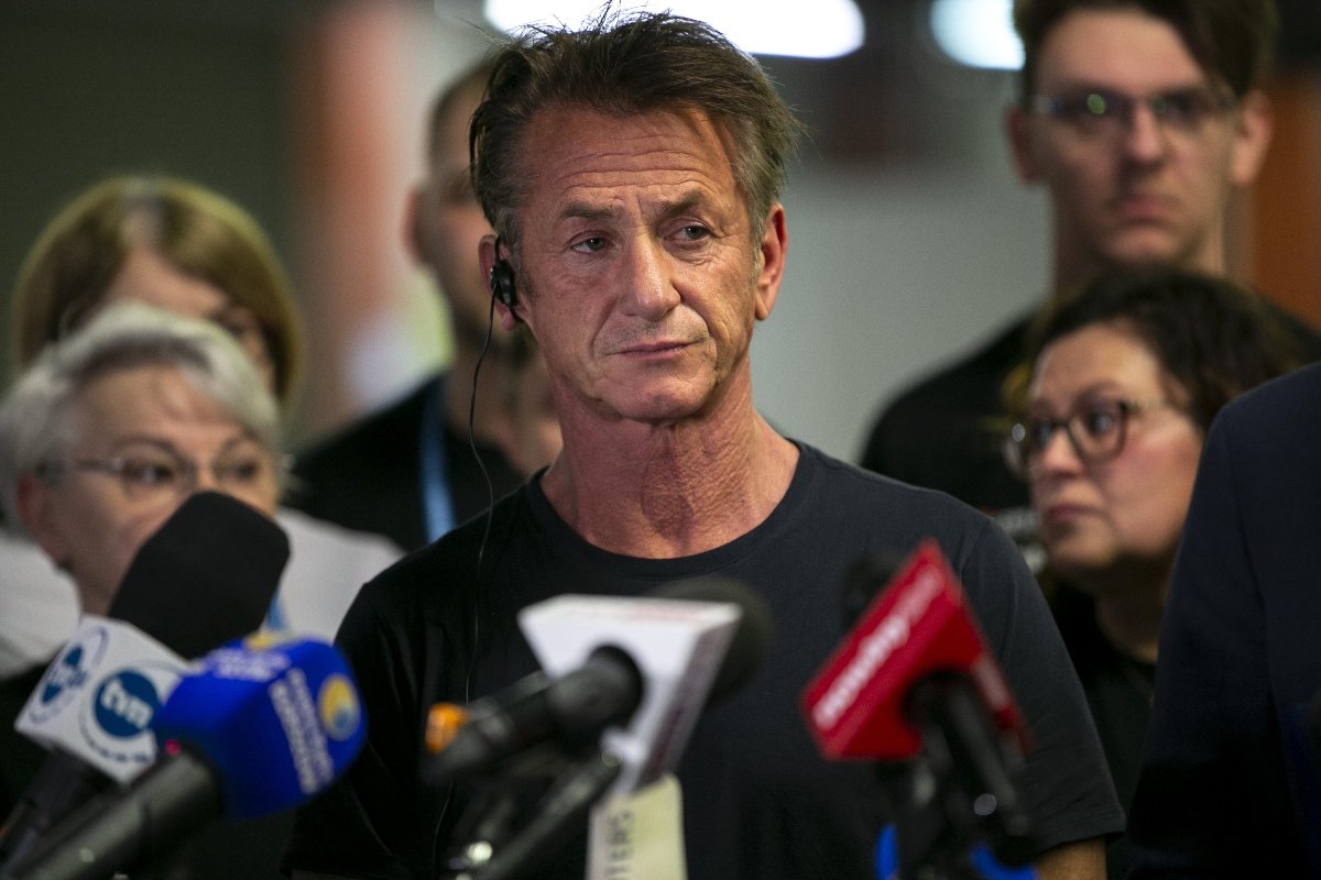 Sean Penn: Κάλεσε το Χόλιγουντ να μποϊκοτάρει τα Όσκαρ αν δεν επιτρέψουν στον Zelensky να βγάλει ομιλία