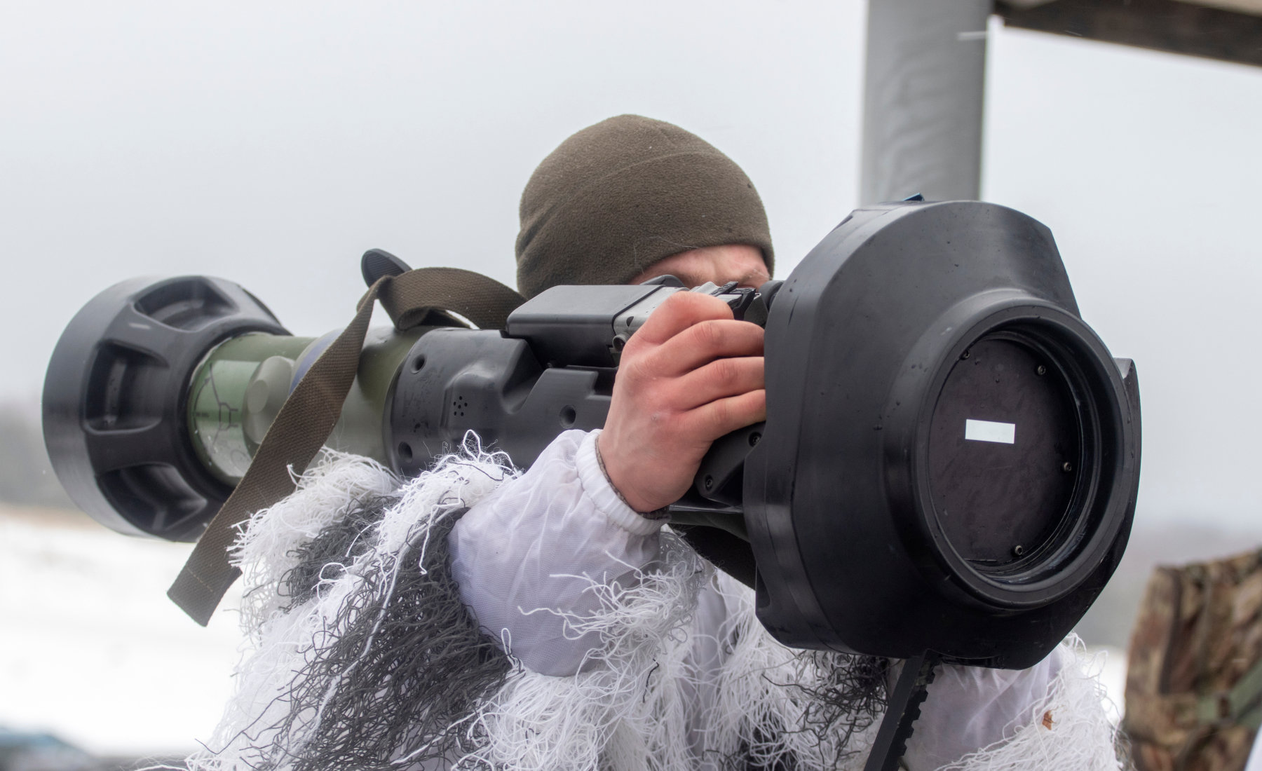 Anti-tank: Το βρετανικό υπερόπλο που αποτελειώνει τα ρώσικα τανκς