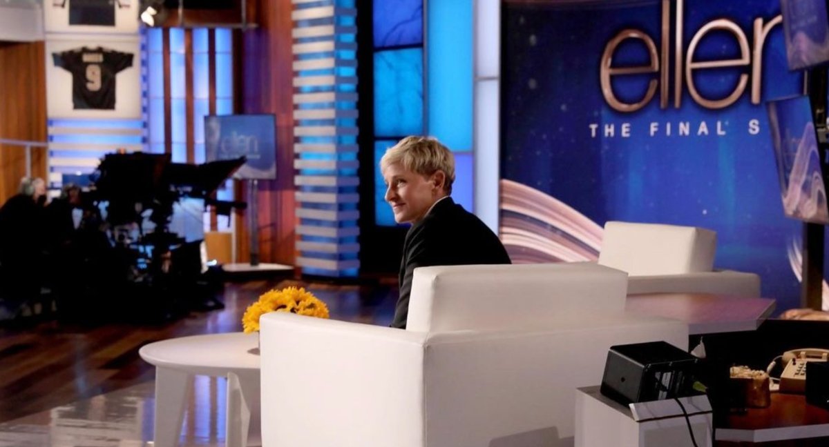 Ellen DeGeneres: Ρίχνει αυλαία η εκπομπή μετά από 19 χρόνια – Η συγκίνηση στο τελευταίο γύρισμα