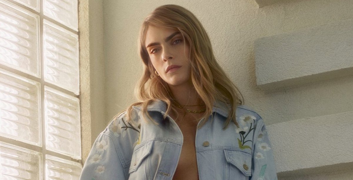 Cara Delevingne: Το νέο της ειδύλλιο με τραγουδίστρια και το δημόσιο φιλί στο Portofino