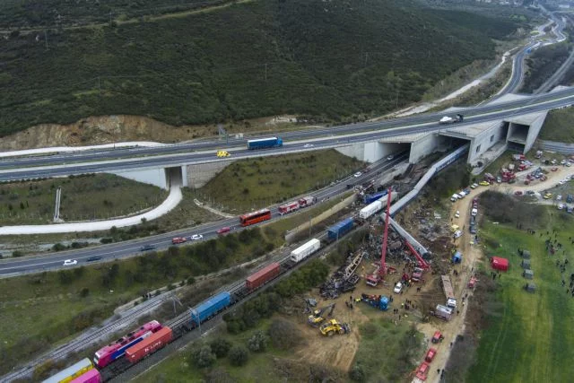 Τέμπη | Στον ανακριτή σήμερα ο σταθμάρχης της Λάρισας