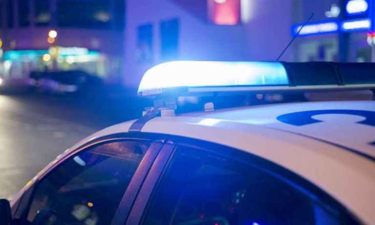 Συνελήφθησαν 2 άτομα στο Κολωνό με 43 κλεμμένους καταλύτες οχημάτων