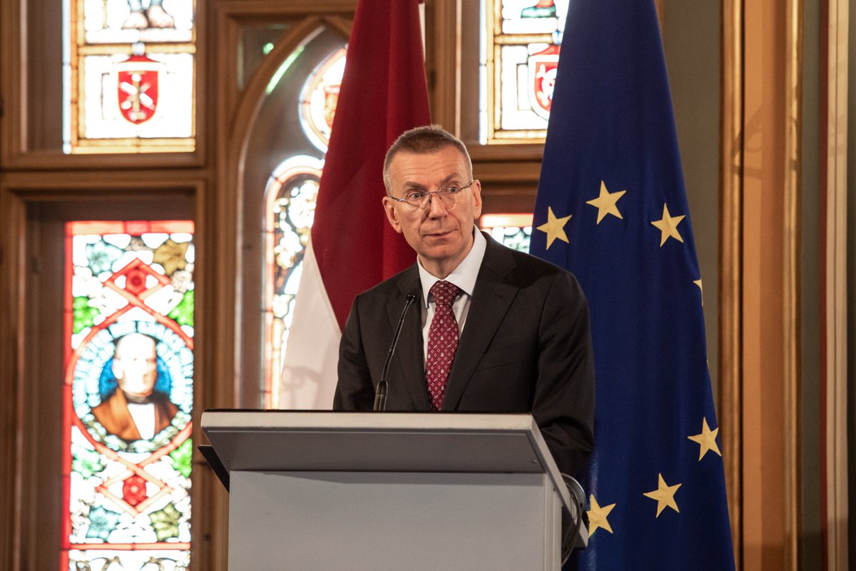 Έντγκαρς Ρινκέβιτς: Τον πρώτο ανοιχτά γκέι αρχηγό κράτους της Ε.Ε. εξέλεξε η Λετονία