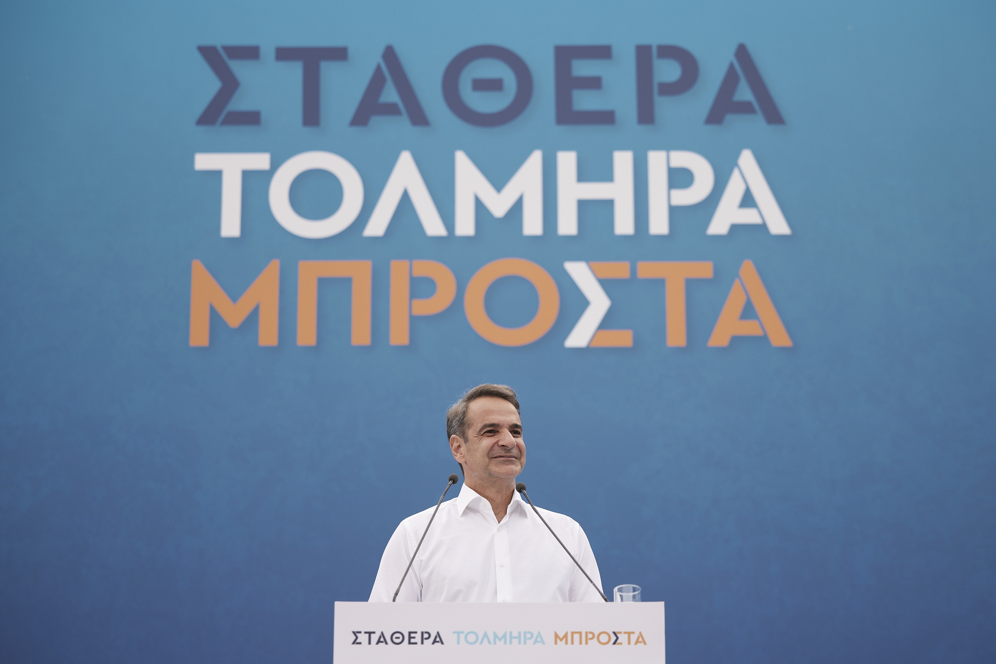 Μητσοτάκης: «Θέλω να ντυθεί όλη η Κρήτη στα γαλάζια»