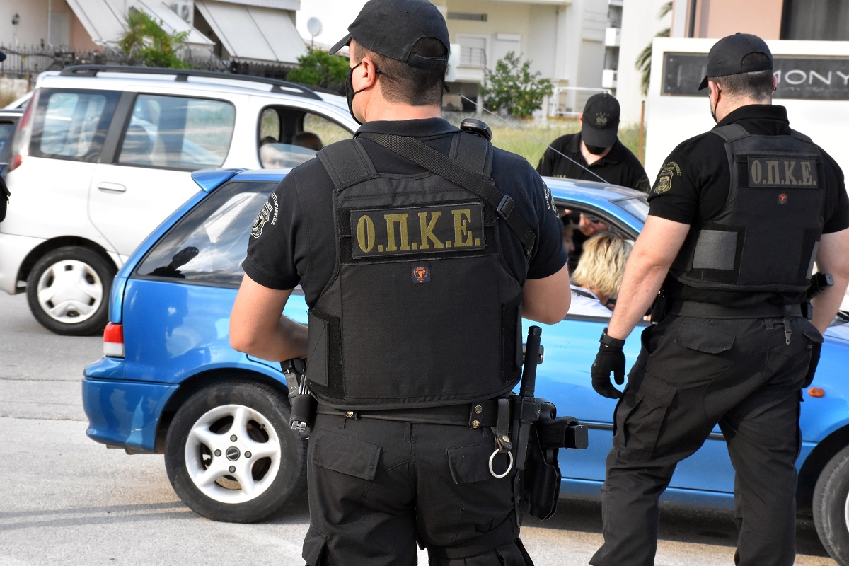 Έβρος: Βαριές κατηγορίες για τους πέντε αστυνομικούς που συνελήφθησαν