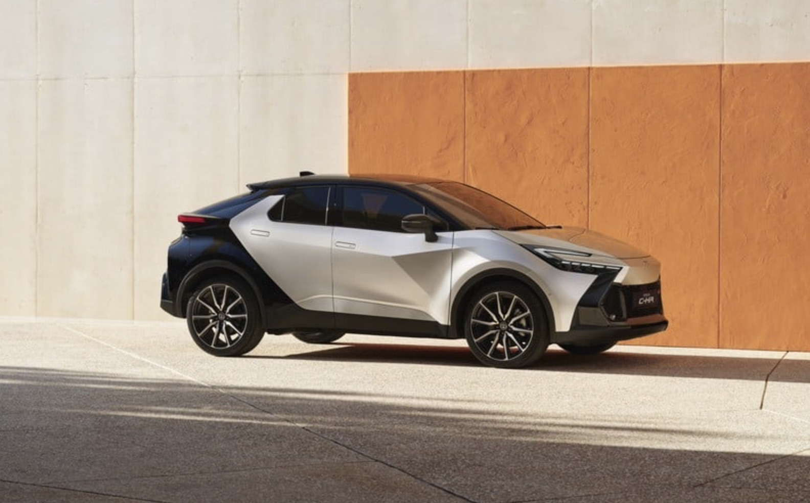 Nέο Toyota C -HR: ‘Ολα όσα θέλετε να μάθετε