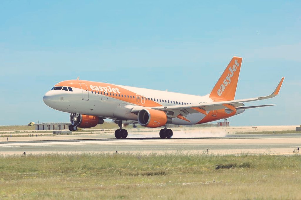 Easyjet: Ακυρώνει 1.700 πτήσεις έως το τέλος του καλοκαιριού