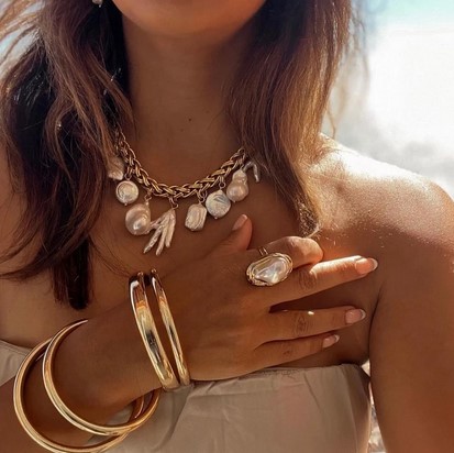 Shell jewellery: Τα κοσμήματα με κοχύλια είναι η τέλεια mermaidcore πινελιά στα look σας