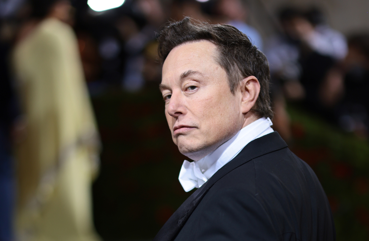 Elon Musk: Διεκδικεί ξανά τον τίτλο του πλουσιότερου ανθρώπου στον κόσμο – Αυτή ήταν μια καλή χρονιά για τους δισεκατομμυριούχους…