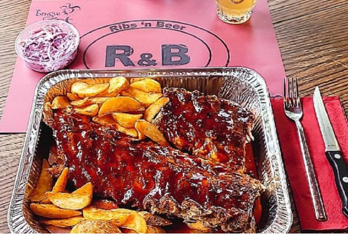 Ribs ‘n’ Beer Μπρυζ