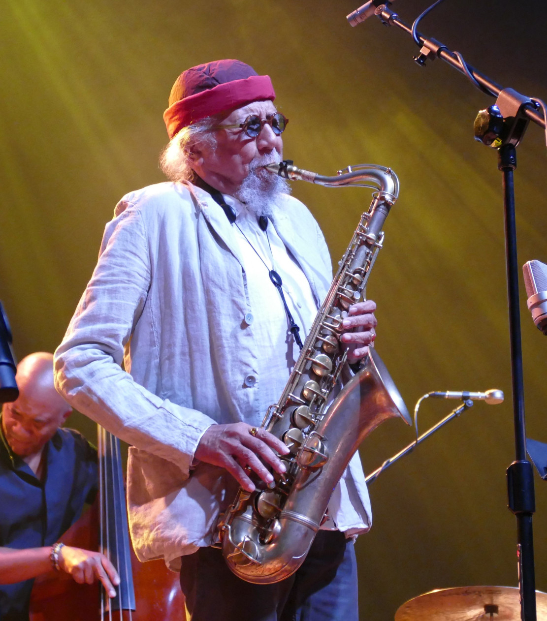 Τσαρλς Λόιντ: ο 86χρονος ζωντανός θρύλος της τζαζ έρχεται στο Ηρώδειο για μία και μοναδική συναυλία