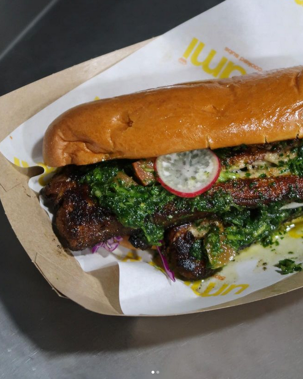 Θα σου τρέχουν τα σάλια για μέρες: Στα βόρεια θα βρεις ένα μέρος για σάντουιτς που τα κάνει New York style 