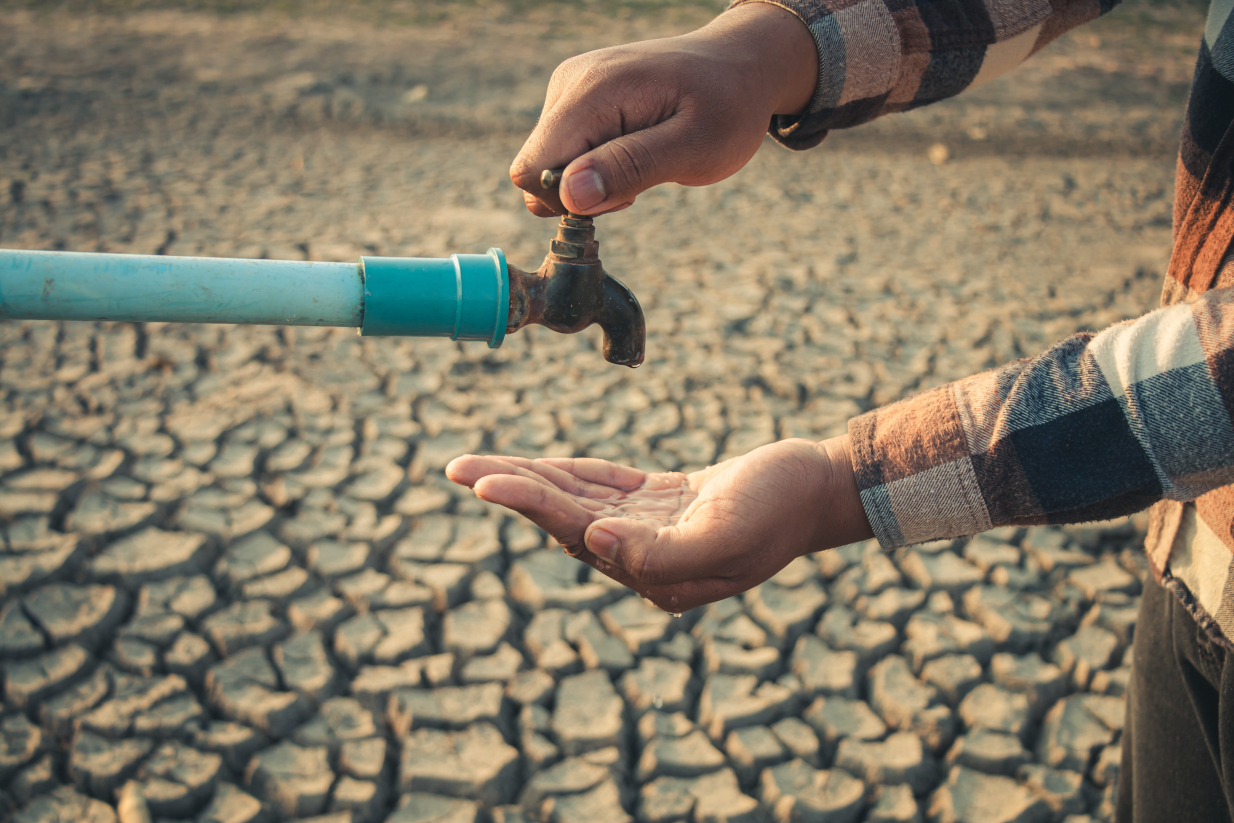 «Σε 2 χρόνια θα φτάσουμε στα χειρότερα με το νερό»: Σε ανησυχητική κατάσταση όλη η χώρα – Μονόδρομος οι αυξήσεις στη χρέωση νερού