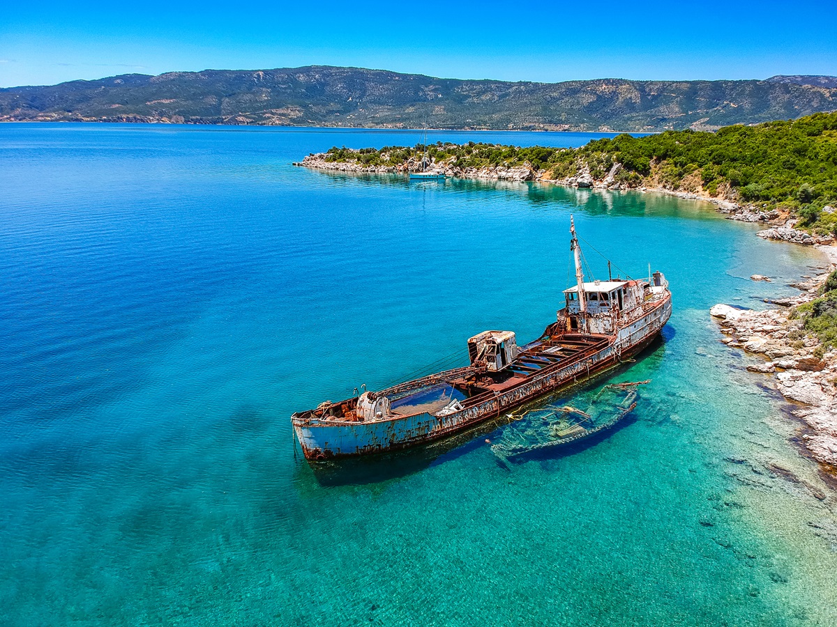 Ναυάγια απίστευτης ομορφιάς – Ξυπνούν αναμνήσεις από το παρελθόν