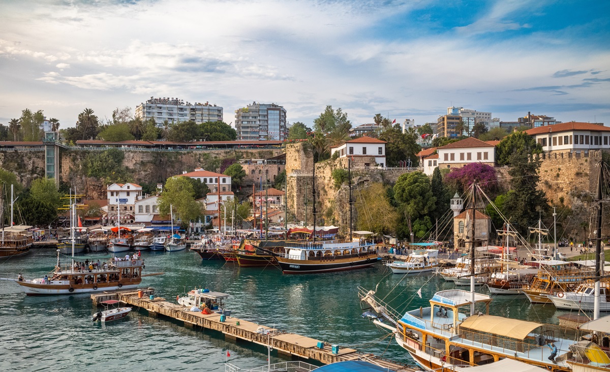 Ευρωπαϊκοί προορισμοί για να πας τον Οκτώβριο και να απολαύσεις νορμάλ ζέστη: Το νησί που προτείνουν στο εξωτερικό ως must