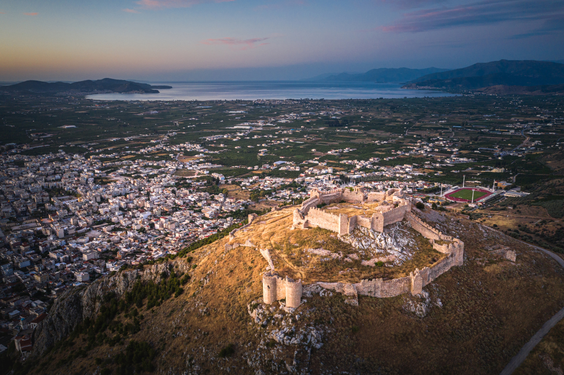 Τελικά δεν είναι αυτή που λέγαμε: Η πόλη-έκπληξη της Ελλάδας που είναι στις πιο φθηνές της Ευρώπης, απέχει 2 ώρες από Αθήνα