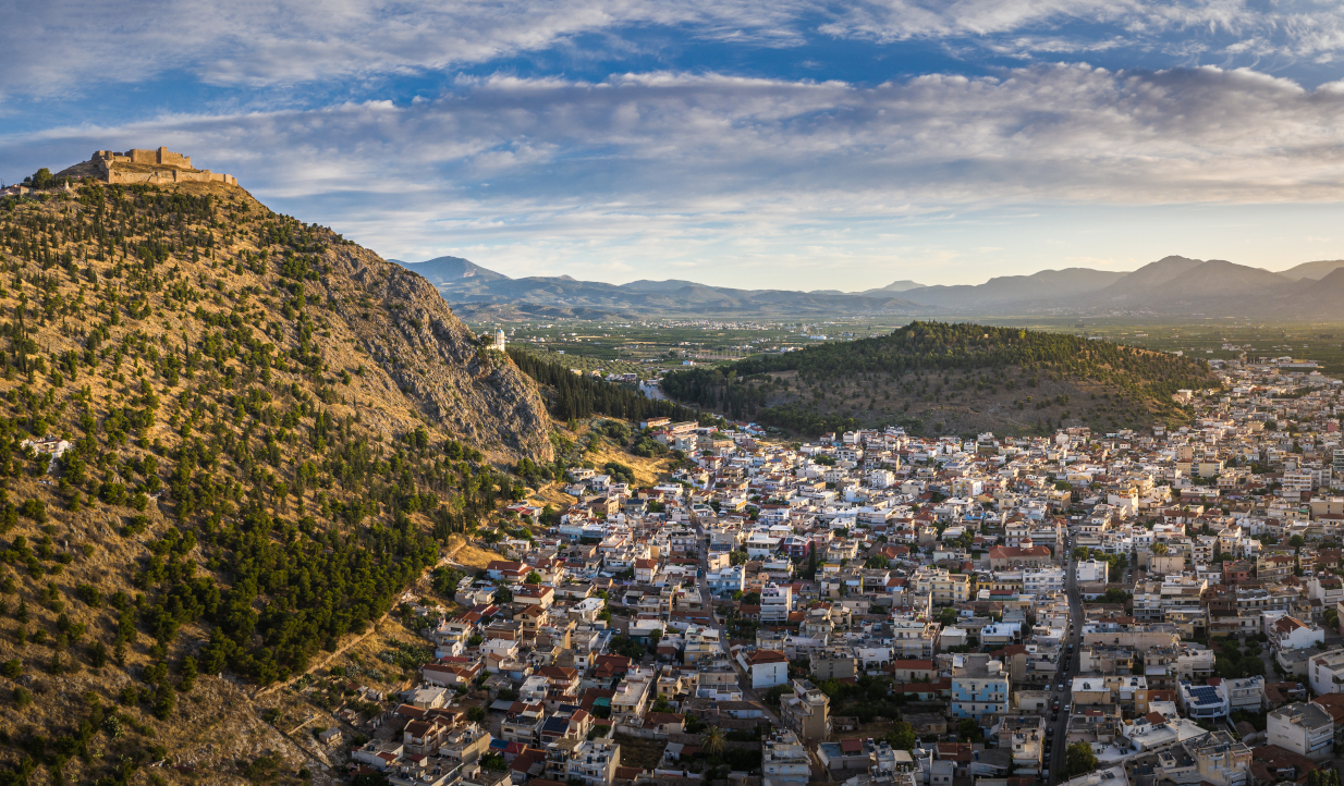 Τελικά δεν είναι αυτή που λέγαμε: Η πόλη-έκπληξη της Ελλάδας που είναι στις πιο φθηνές της Ευρώπης, απέχει 2 ώρες από Αθήνα