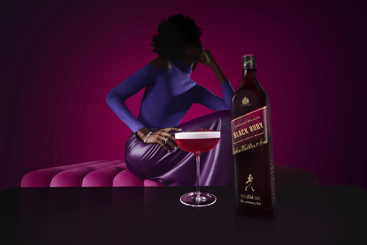 Johnnie Walker Black Ruby: Ένα νέο κεφάλαιο για ένα εμβληματικό spirit